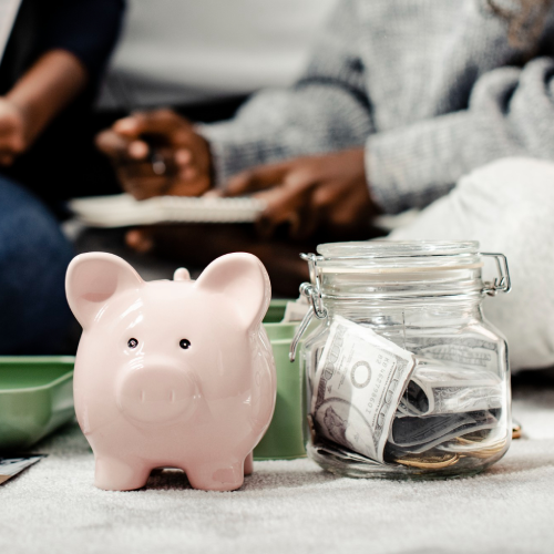 What’s the Difference Between a CD Account or Savings Account?